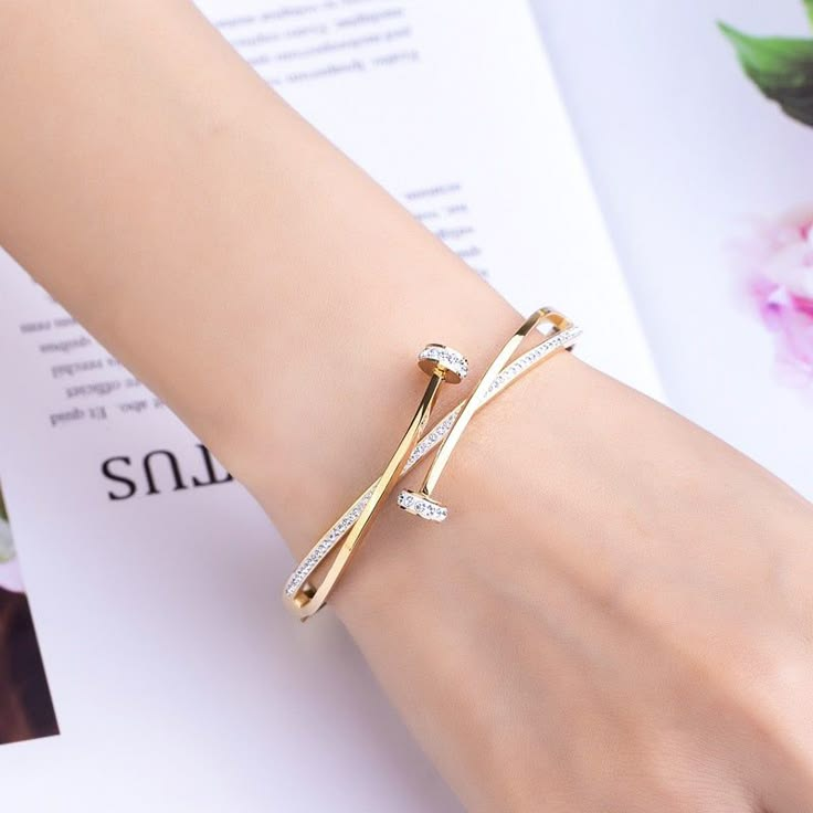 Cycolinks Double Crystal Nail Bracelet - Gold